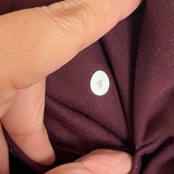 RARE! Lululemon 🍋 Wunder Under Pant Hi-Rise Laser Cut Size 4 - Picture 10 of 10